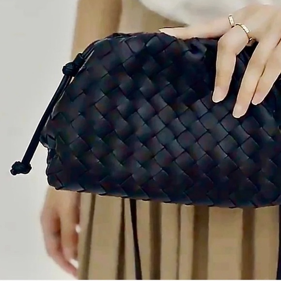 Woven draw string bag - accepting all offers - Picture 2 of 5